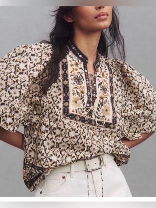 Anthropologie Tops - Anthropologie Black Motif Pleated Puff Sleeve blouse size XL